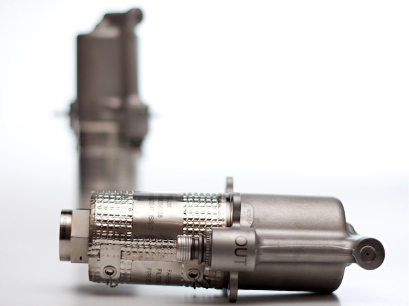 Fuel interting filters to eliminate flammable fuel vapours in commercial and military aircraft fuel tanks