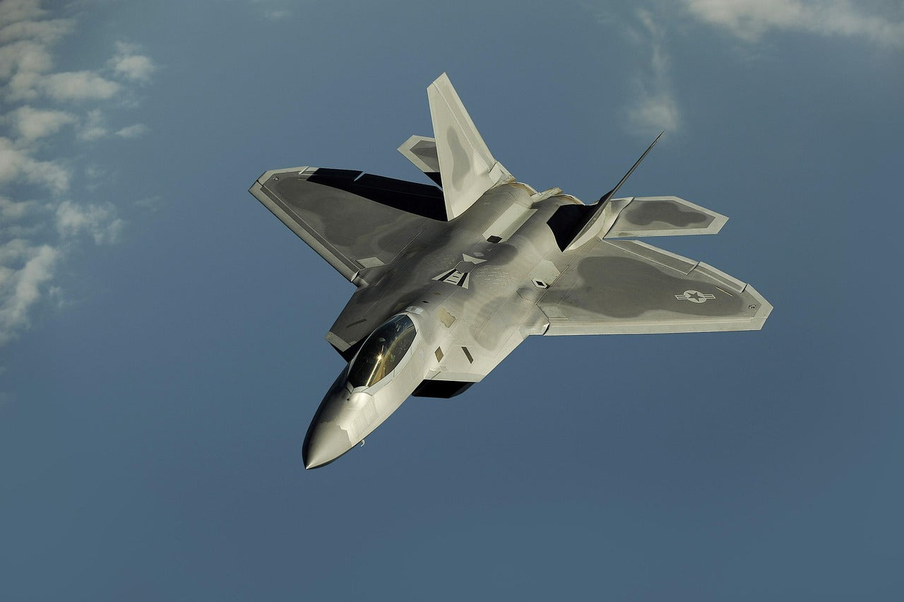 Filters for systems in military aircaft like hydraulics and pneumatics adn gases