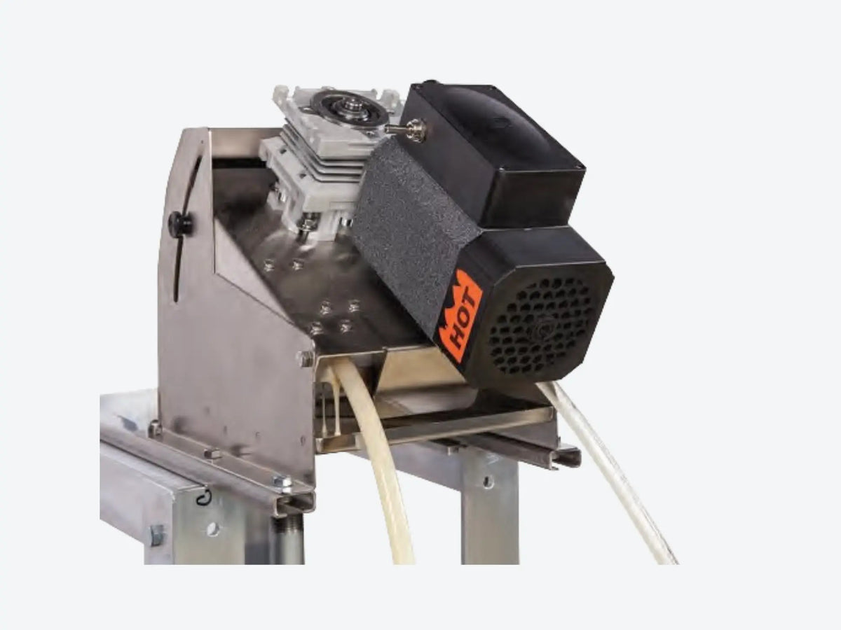 Oil Skimmers Model 1H compact tube oil skimmer for removing tramp oil from CNC coolant tanks and parts washers