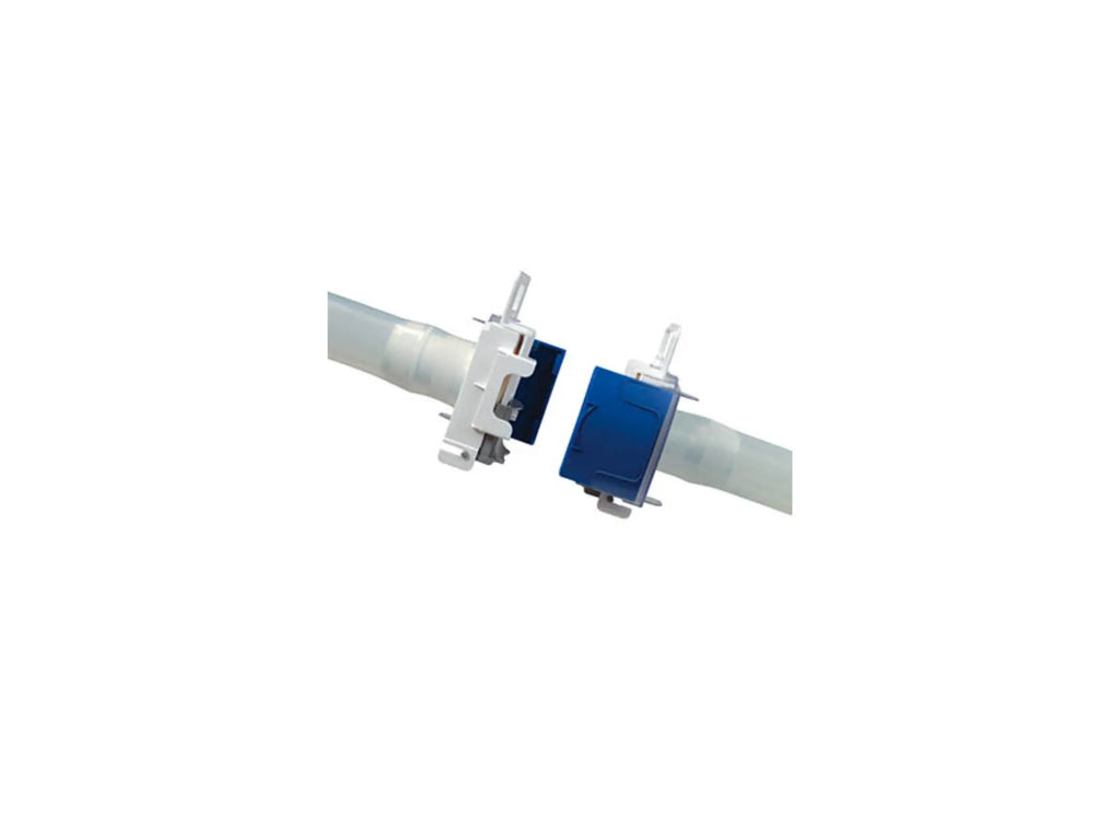 High-flow genderless sterile connector for single-use bioprocess fluid transfer